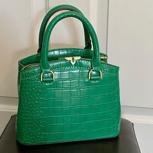 NWOT Kate Landry Emerald Green Purse with Removable Shoulder Strap.